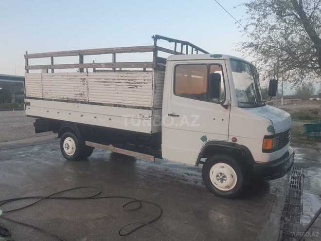 Mercedes 709 D 1991, 985,472 km - 4.0 l - Astara