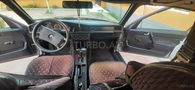 Mercedes 190 1992, 350,000 km - 1.8 l - Bakı