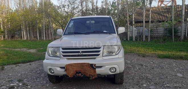 Mitsubishi Pajero 2004, 225,564 km - 2.0 л - Bərdə