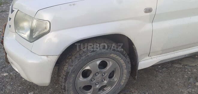 Mitsubishi Pajero 2004, 225,564 km - 2.0 л - Bərdə