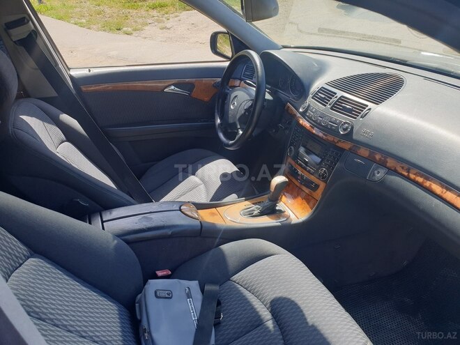 Mercedes E 240 2002, 320,000 km - 2.6 l - Bakı