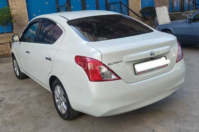 Nissan Sunny 2012, 188,300 km - 1.5 л - Bakı