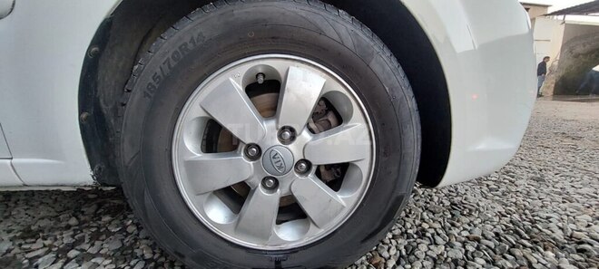Kia Rio 2011, 300,000 km - 1.4 l - Gəncə
