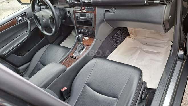 Mercedes C 240 2001, 298,000 km - 2.6 л - Bakı