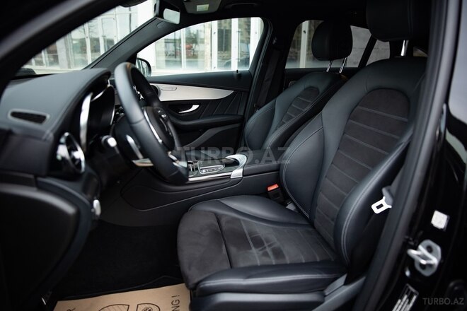 Mercedes  2022, 30,000 km - 2.0 l - Bakı