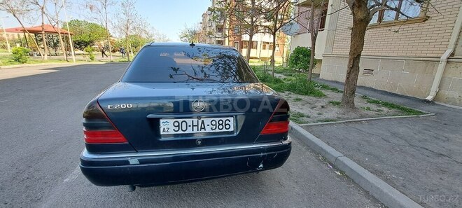 Mercedes C 200 1995, 411,000 km - 2.0 л - Qazax