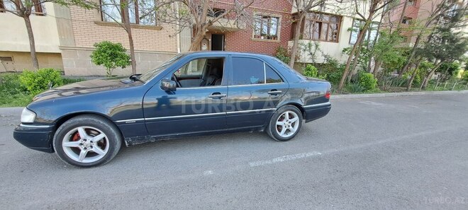 Mercedes C 200 1995, 411,000 km - 2.0 л - Qazax
