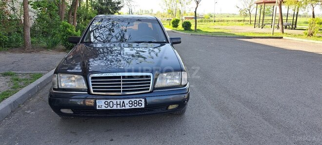 Mercedes C 200 1995, 411,000 km - 2.0 л - Qazax