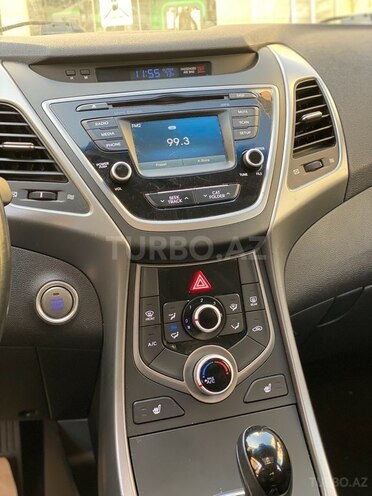 Hyundai Elantra 2015, 181,654 km - 1.8 l - Bakı