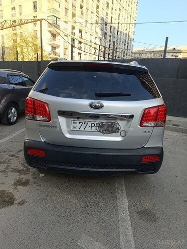 Kia Sorento 2011, 220,000 km - 2.0 l - Bakı