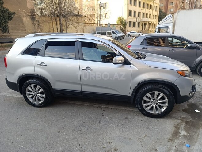 Kia Sorento 2011, 220,000 km - 2.0 l - Bakı