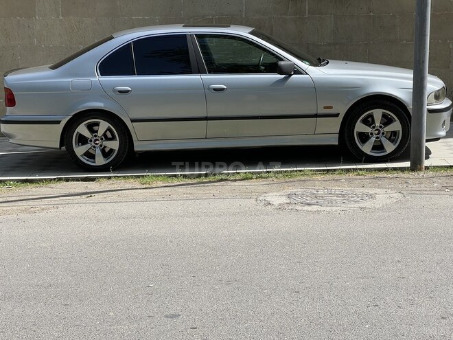BMW 523 1998, 480,000 km - 2.5 l - Qazax