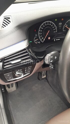 BMW 520 2018, 142,000 km - 2.0 l - Bakı