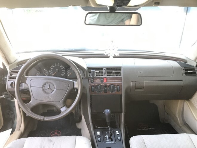 Mercedes C 220 1994, 553,339 km - 2.2 л - Bakı
