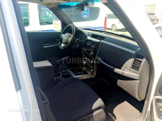 Jeep Cherokee 2011, 200,000 km - 3.7 л - Bakı