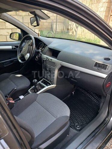 Opel Astra 2009, 259,152 km - 1.4 l - Sumqayıt