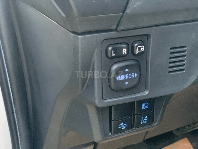 Toyota Corolla 2018, 64,000 km - 1.5 l - Bakı