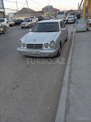 Mercedes E 290 1999, 229,000 km - 2.9 l - Bakı