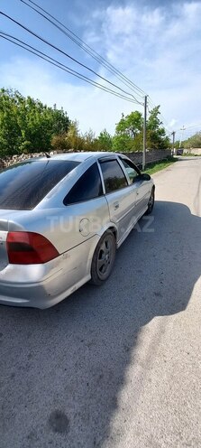 Opel Vectra 1999, 341,344 km - 1.6 l - Şəki
