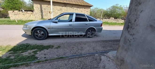 Opel Vectra 1999, 341,344 km - 1.6 l - Şəki
