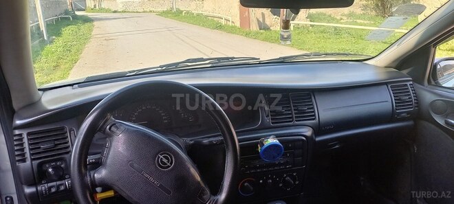 Opel Vectra 1999, 341,344 km - 1.6 l - Şəki