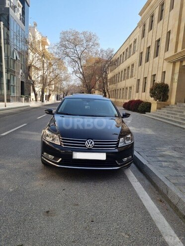 Volkswagen Passat 2014, 201,000 km - 1.8 л - Bakı