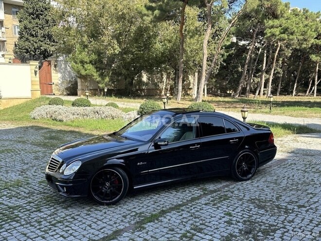 Mercedes E 240 2002, 299,000 km - 2.4 l - Bakı