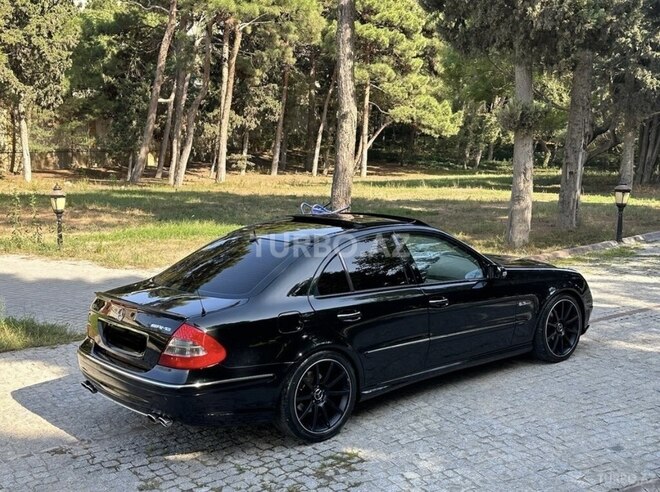 Mercedes E 240 2002, 299,000 km - 2.4 l - Bakı