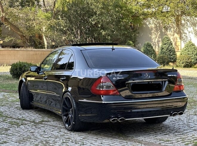 Mercedes E 240 2002, 299,000 km - 2.4 l - Bakı