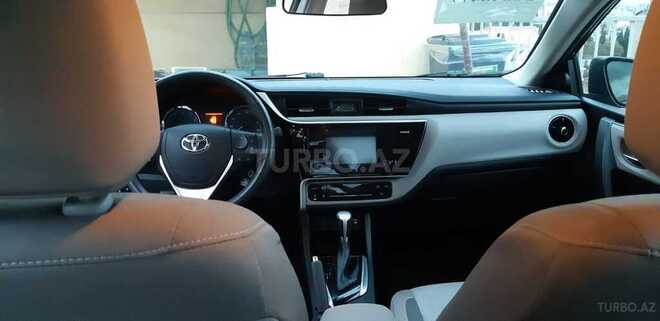 Toyota Corolla 2017, 177,833 km - 1.8 l - Sumqayıt