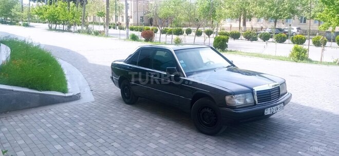 Mercedes 190 1992, 123,456 km - 2.0 l - İmişli