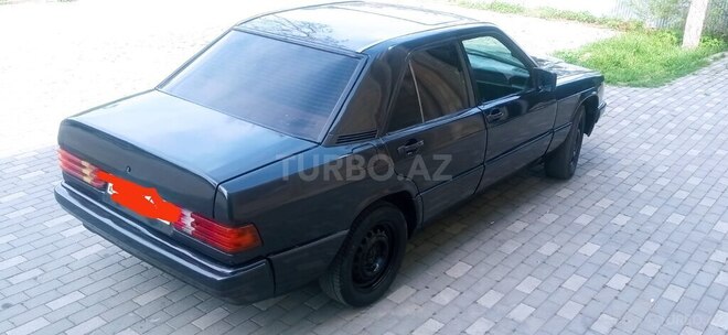 Mercedes 190 1992, 123,456 km - 2.0 l - İmişli