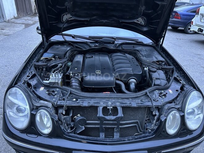 Mercedes E 220 2004, 280,000 km - 2.2 l - Bakı