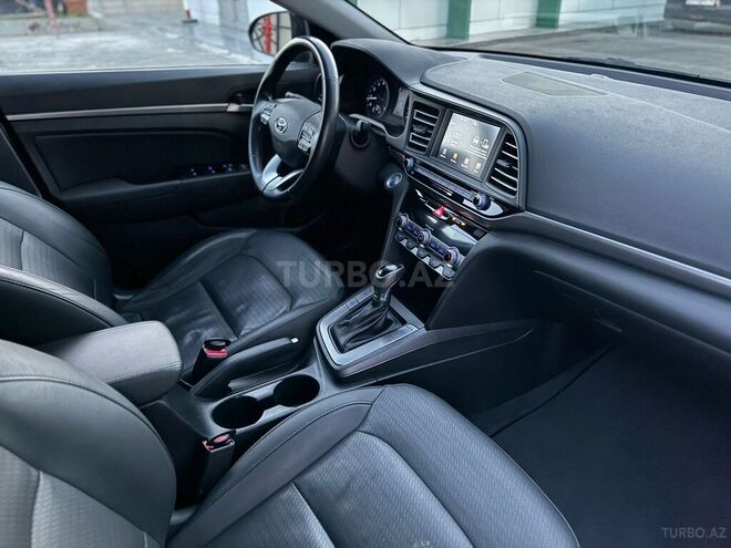 Hyundai Elantra 2019, 66,200 km - 2.0 л - Bakı