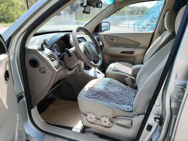 Hyundai Tucson 2006, 222,215 km - 2.0 l - Quba