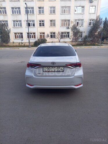 Toyota Corolla 2022, 15,700 km - 1.6 l - Sabirabad