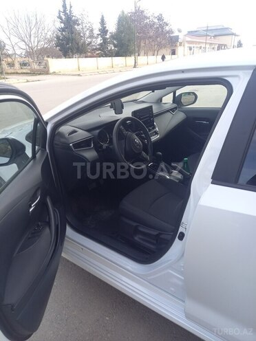Toyota Corolla 2022, 15,700 km - 1.6 l - Sabirabad