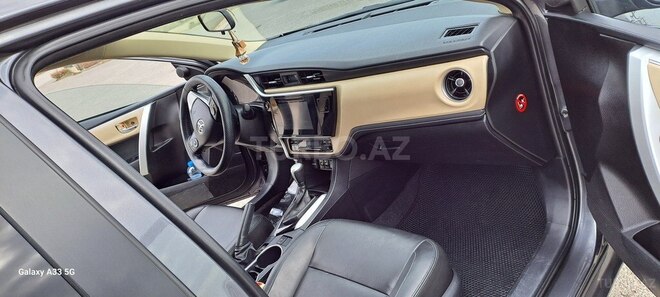 Toyota Corolla 2017, 127,600 km - 2.0 l - Bakı