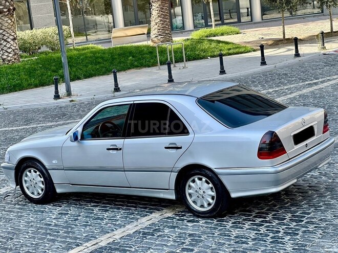 Mercedes C 220 1999, 296,000 km - 2.2 л - Bakı