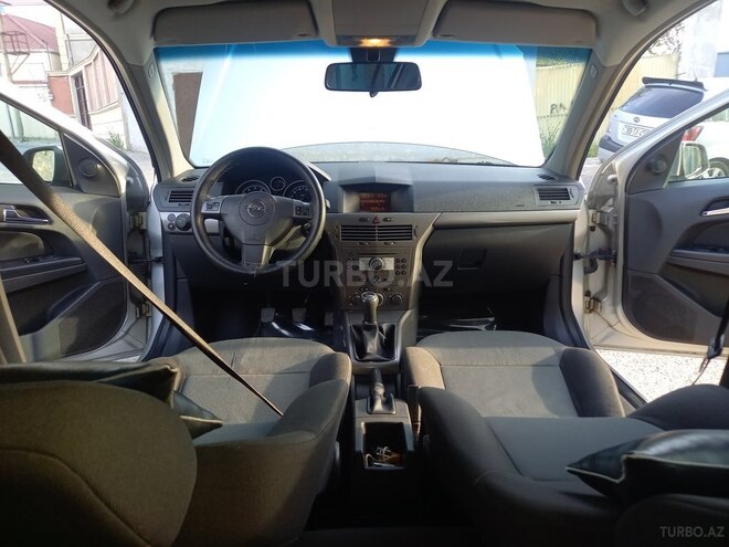 Opel Astra 2005, 317,000 km - 1.4 л - Bakı