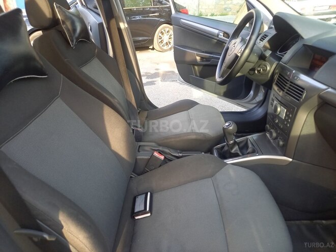 Opel Astra 2005, 317,000 km - 1.4 л - Bakı