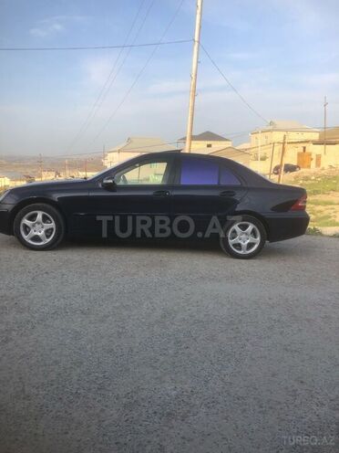 Mercedes C 200 2000, 245,000 km - 2.0 l - Bakı