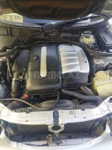Mercedes E 270 2001, 345,256 km - 2.7 l - Bakı