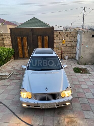 Mercedes C 220 2001, 532,456 km - 2.2 l - Xırdalan
