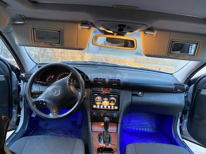 Mercedes C 220 2001, 532,456 km - 2.2 l - Xırdalan