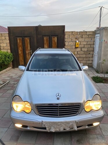 Mercedes C 220 2001, 532,456 km - 2.2 l - Xırdalan
