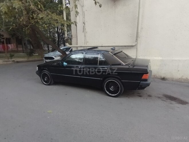 Mercedes 190 1992, 385,700 km - 2.3 l - Bakı