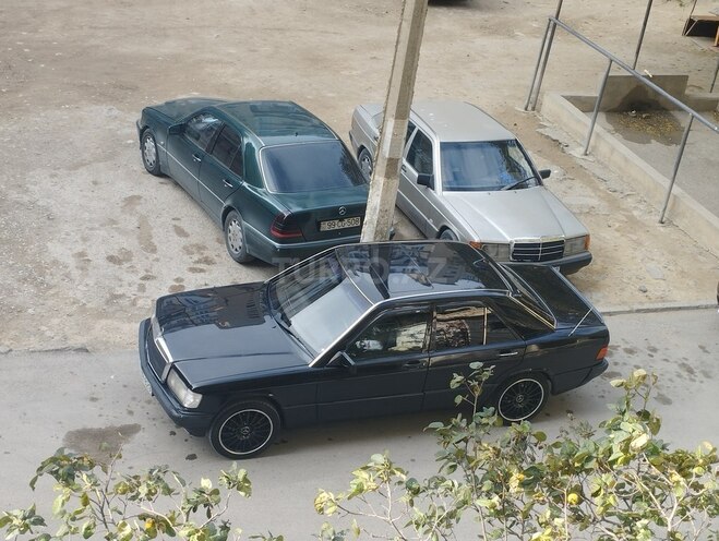 Mercedes 190 1992, 385,700 km - 2.3 l - Bakı
