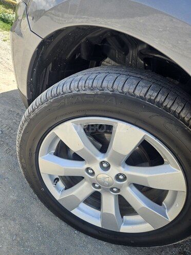 Mitsubishi Outlander 2012, 201,000 km - 3.0 л - Bakı