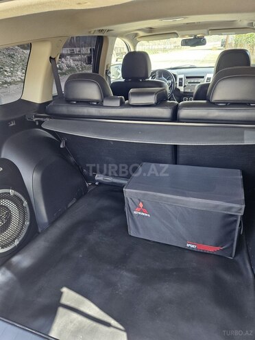 Mitsubishi Outlander 2012, 201,000 km - 3.0 л - Bakı